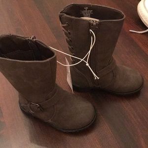 Baby girl size 5 boots